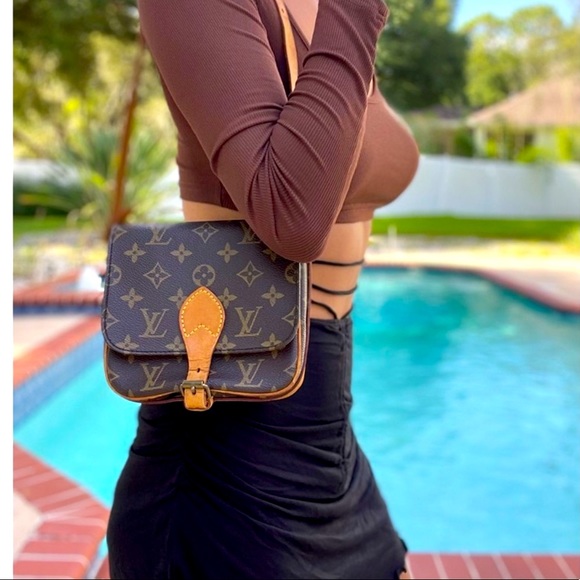 Louis Vuitton Handbags - SALE 🌹 Louis Vuitton 1988 Cartouchiere GM Monogram Shoulder Handbag